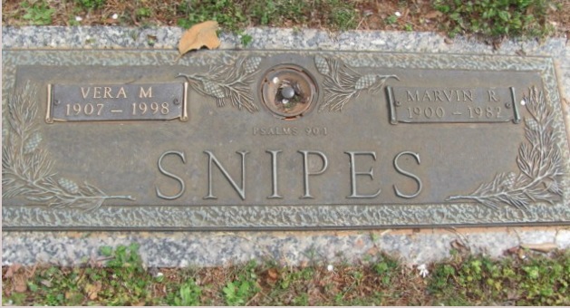 Vera and Marvin Snipes headstone